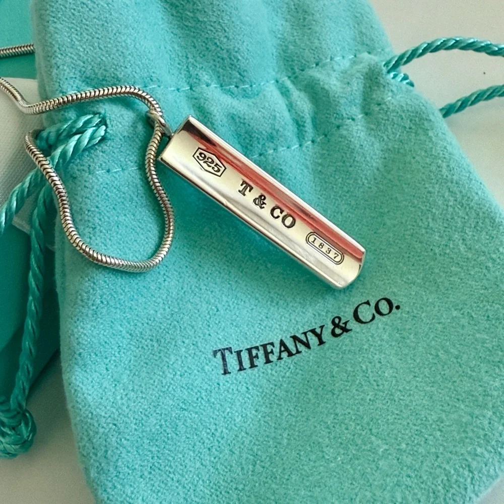 🩵Tiffany & Co. ©️2001 1837 Bar Pendant Necklace w/ 18” Chain